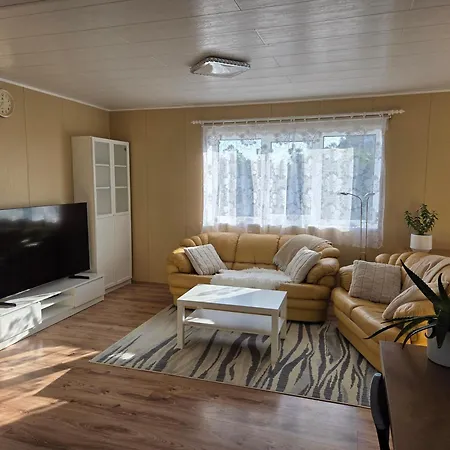 Ferienhaus Linnamaja Kuni 10-le Inimesele