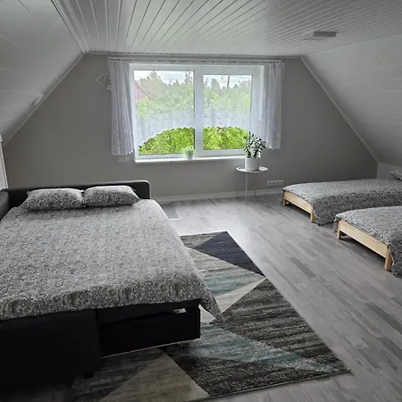 Linnamaja Kuni 10-le Inimesele Tatil Evi Karksi-Nuia