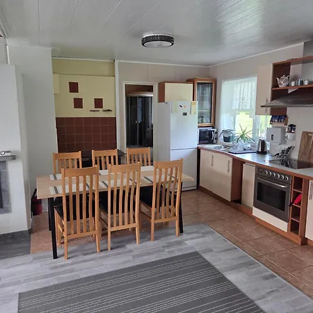 Linnamaja Kuni 10-le Inimesele Holiday home