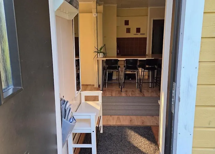 Linnamaja Kuni 10-le Inimesele Karksi-Nuia