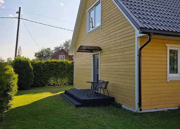 Linnamaja Kuni 10-le Inimesele Holiday home *